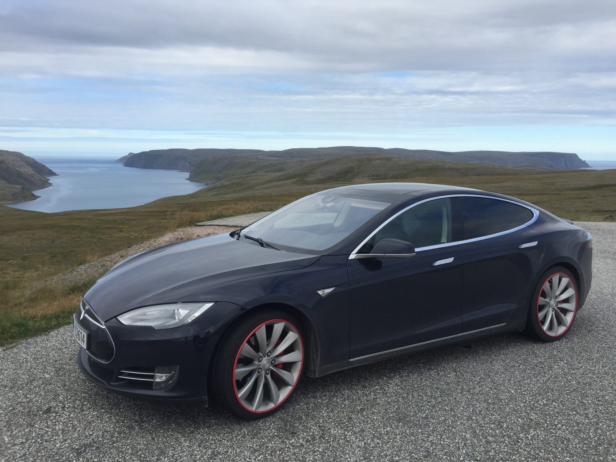 Niemcy Tesla Model S wykluczona z subsydiów na samochody