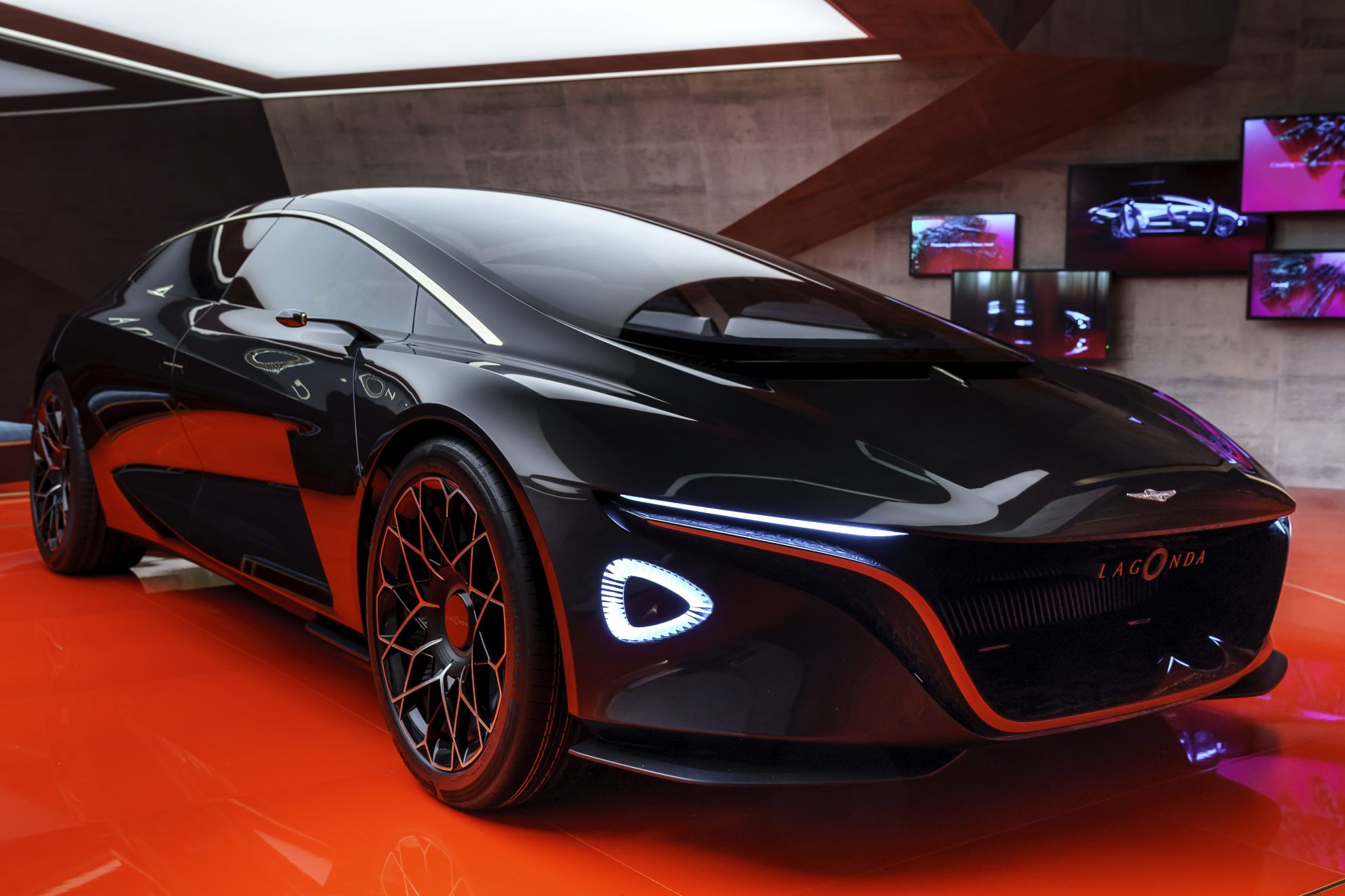 Aston Martin zademonstrował prototyp EV ORPA